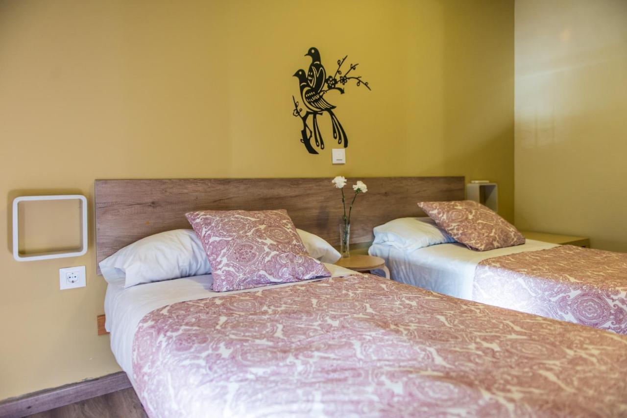 Hostal La Pastora 坎德莱达 外观 照片
