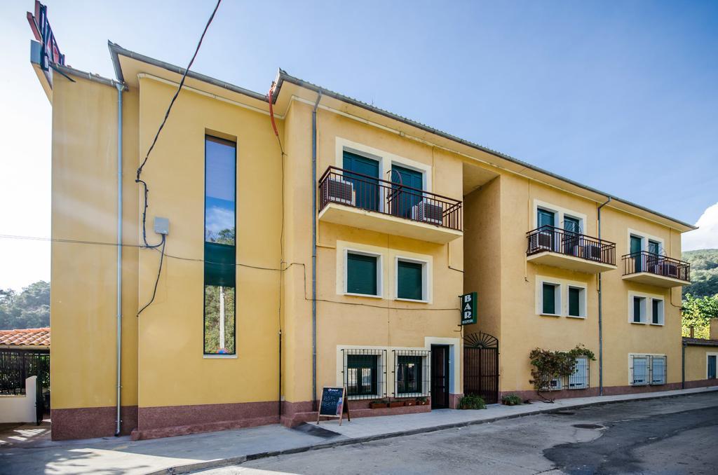 Hostal La Pastora 坎德莱达 外观 照片
