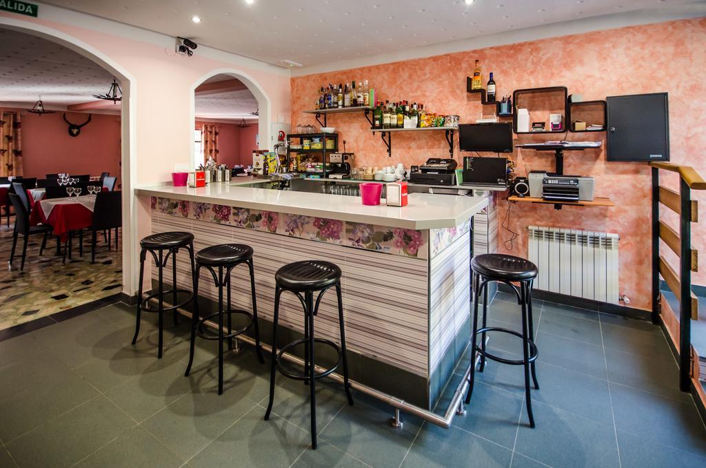 Hostal La Pastora 坎德莱达 外观 照片